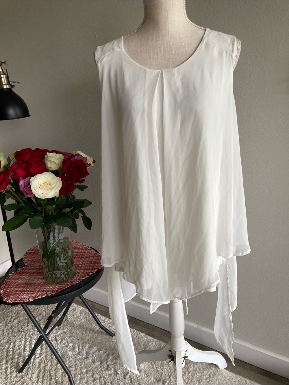 Women's White Chiffon Sleeveless Overlay Top